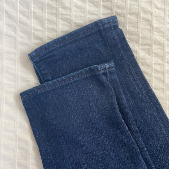 Gap High Rise Skinny Dark Wash Jean - Picture 7 of 7